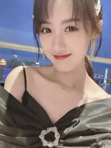 袁冰妍个人资料褚璇玑扮演者袁冰妍资料介绍