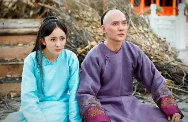 白敬亭,宋轶出自:《长风渡》[玫瑰]贺兰钧,苏莲衣演员:金世佳,杨蓉