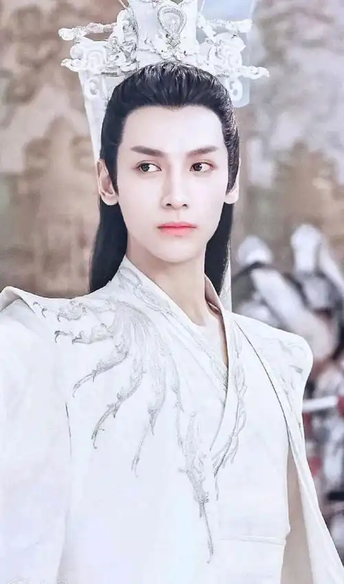 惹人心疼的美强惨角色,阿兰若魏无羡润玉你最心疼谁