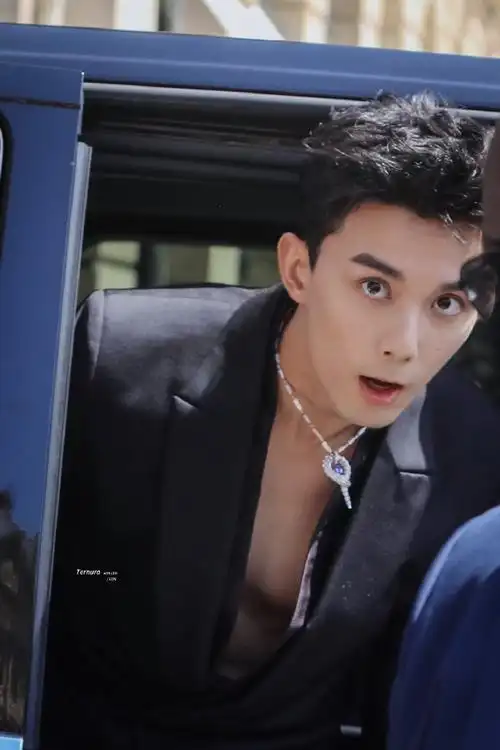 吴磊超话96#吴磊宝格丽品牌代言人#-23.7.