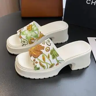 pearl diary网红凉拖鞋女夏外穿2023年新款仙女风韩版粗跟女鞋时尚中