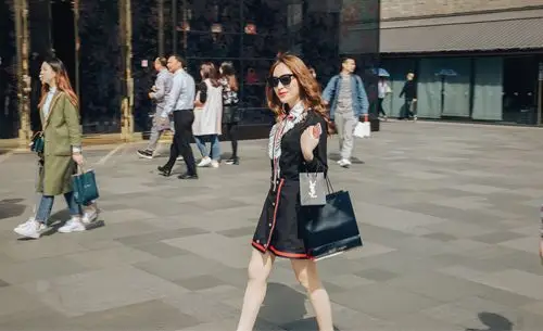 太古里街拍_人像_poco摄影,街拍,太古里,胶片风,时尚