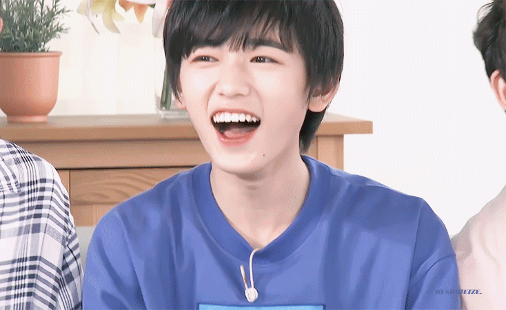 宋亚轩这个反差感绝了啊我最开始以为他只是个可可爱爱的小孩罢了