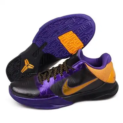 科比球鞋 4代 kobe