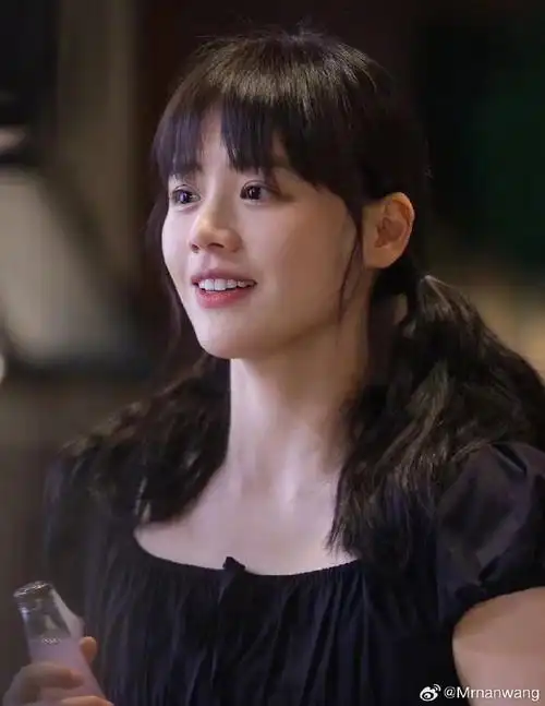 马思纯##双眼皮