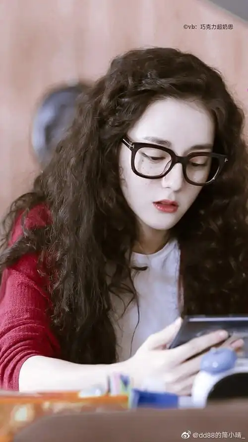 漂亮的李慧珍 迪丽热巴&李慧珍 图源见水印