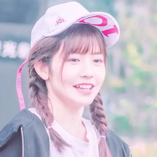 情侣头像创造101赖美云赞评论更多