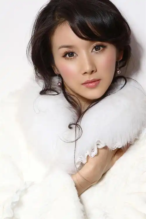 清纯甜美孙菲菲