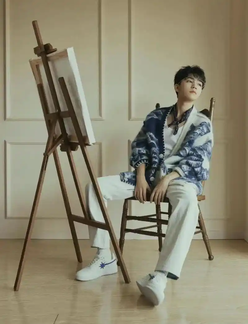 王俊凯米卡同款开衫羊毛外套