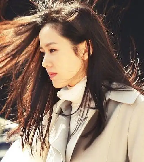 孙艺珍为无数人的女神.