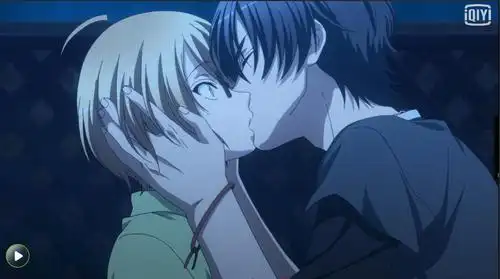 求推荐日本动漫中有男主和男主亲吻的动漫!