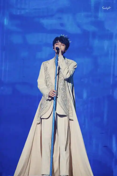 从开始到未来,只为王俊凯##陪王俊凯奔赴每一个十年