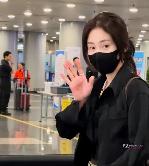 张碧晨0725出道十周年快乐