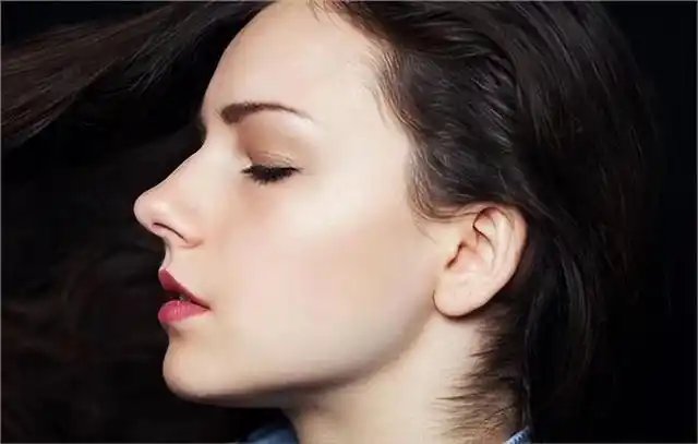 而今天苏王要聊的就是"决定鼻子颜值的三个因素",分别为