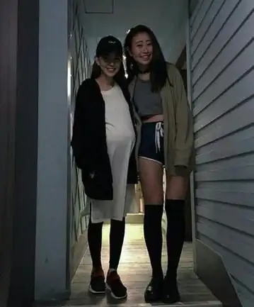 昆凌6个月孕照曝光 孕肚明显四肢纤细笑容甜美可人(图)