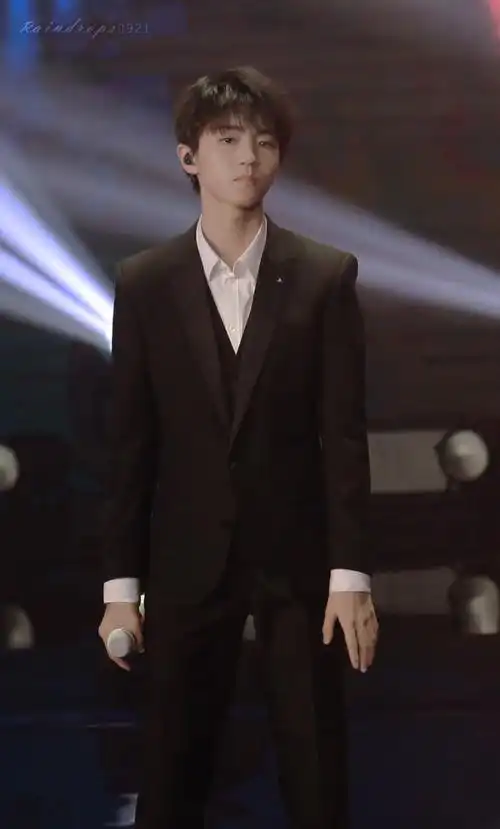 王俊凯# #tfboys王俊凯# #tfboys# cr raindrops0921