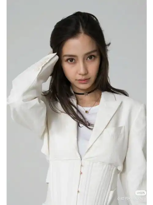 女明星未修原档生图##迪丽热巴未修原档生图