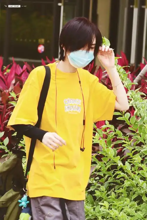 陆柯燃花臂纹身图案什么样她和林凡是一对吗俩人什么关系