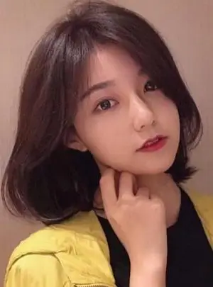 适合大圆脸的中短发发型 任意一款都显脸小