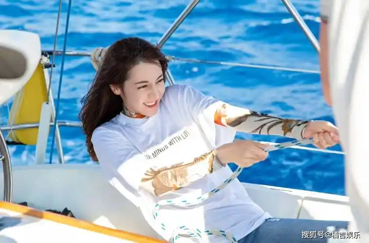 原创迪丽热巴发微博啦女神终于官宣新综艺开始推理吧2