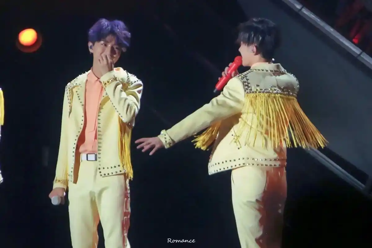 千凯千 你就像风在说话 顺着我方向  你就像海中的波浪 对 - 抖音