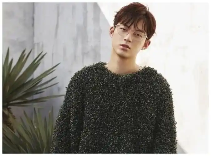 盘点身高超过一米九的男艺人,大长腿无处安放,长得还那么精致