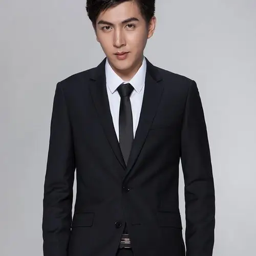 冬季青年男士西服套装韩版修身纯色商务正装新郎伴郎结婚西装外套