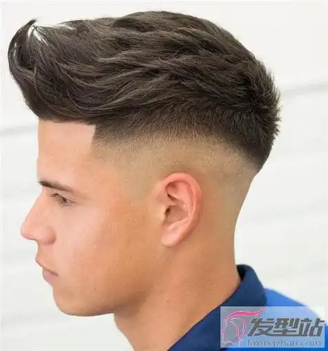 时尚男士莫西干短发 三面剃寸头帅气设计