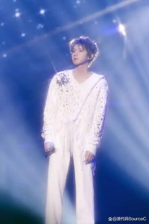 歌手王源追逐时间不负盛年