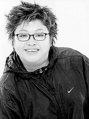 韩红年轻时照片,韩红十八岁时的照片,本文共(5290字)