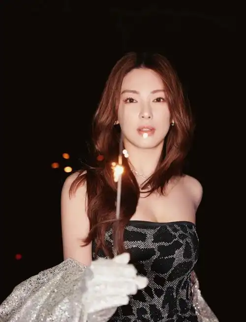 代班谢娜成为快本主持的,凭什么是张雨绮?-爱妻自媒体