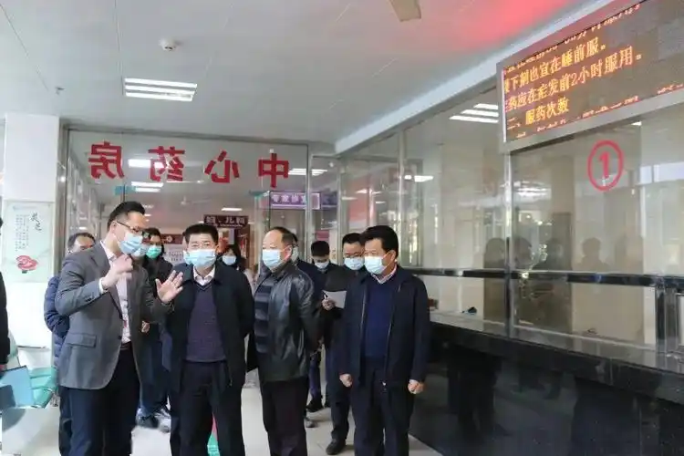 新年伊始,万象更新,县委书记黄海生一行到龙川县中医院调研