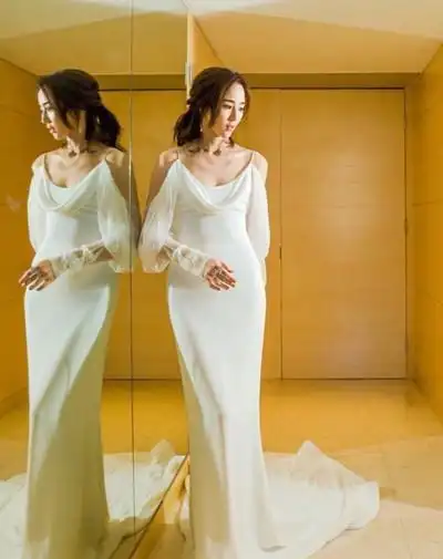 35岁张钧甯与38岁高圆圆同穿白色长裙谁更美呢