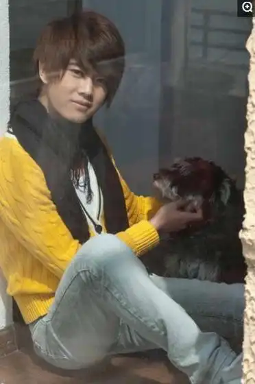 没整容!广平王任嘉伦出道前写真曝光 肉圆脸可爱又憨厚