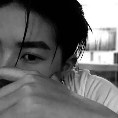 成熟稳重清新俊逸的干净男生头像 最新眼神杀高冷男生霸气头像_男生