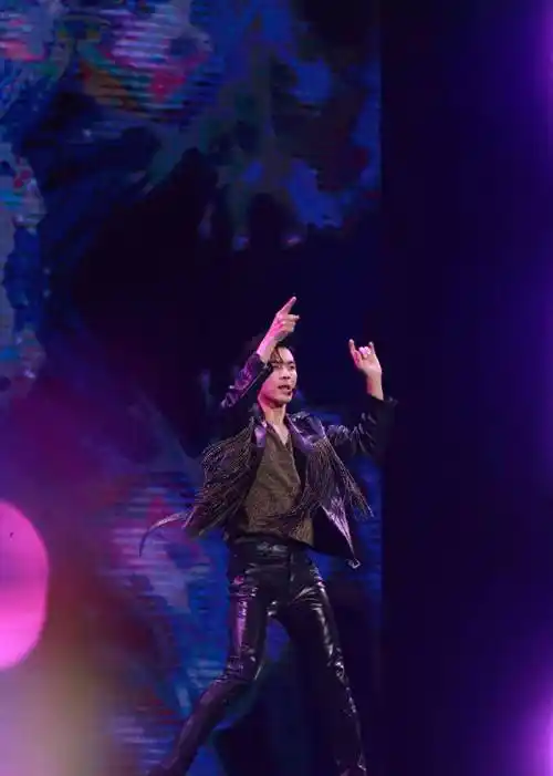 钟汉良都48岁不见老!