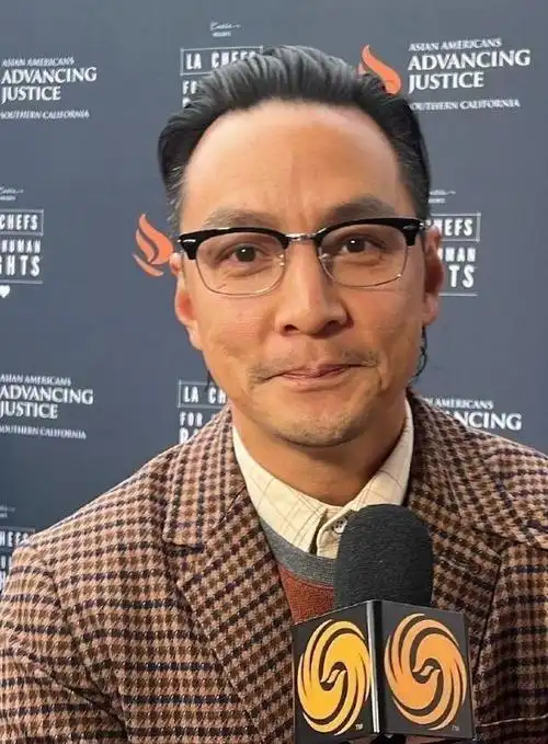 再抗老的港星也难逃岁月,成龙一夜白头,53岁古天乐"凶相"毕露