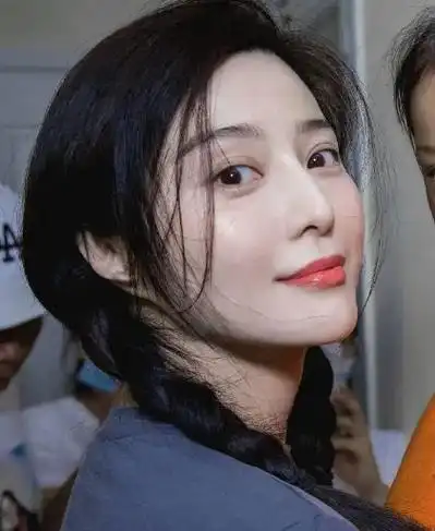 恶少王烁睡遍娱乐圈女星掌掴继母王艳枪指刘涛老公王珂