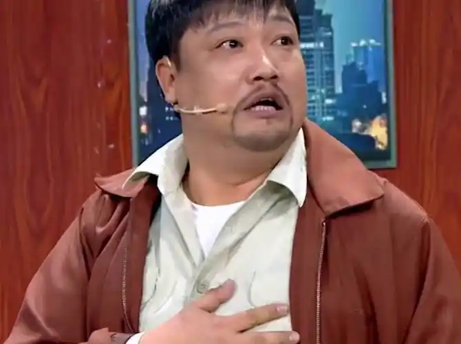 原创贾冰为喜剧辞掉铁饭碗春晚出名后为什么就不红了