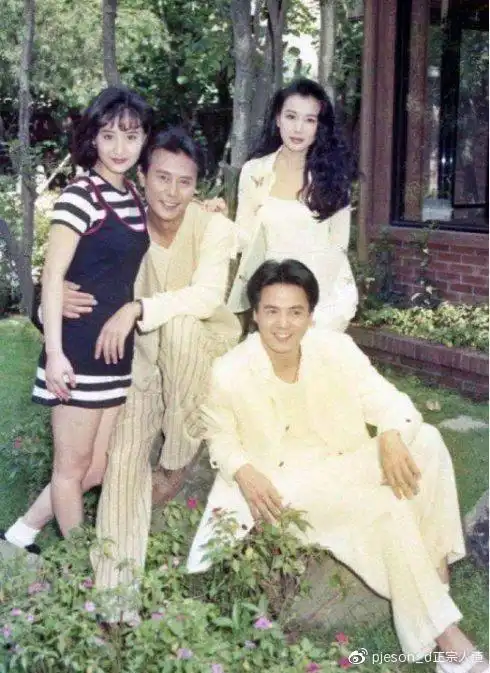 林瑞阳前妻曾哲贞失婚后被网暴51岁冻龄逆袭母女同框似姐妹