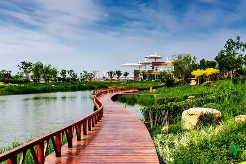 南堤● 滨海步道