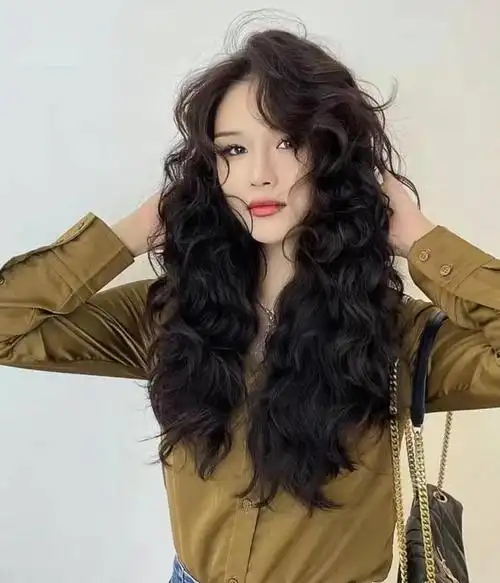 岁女人烫头发:记住"三烫三不烫",显年轻气质,头发蓬松洋气|烫发|发型