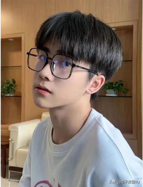 10多款帅气男发,清爽有型真精神,越来越多男士这样剪