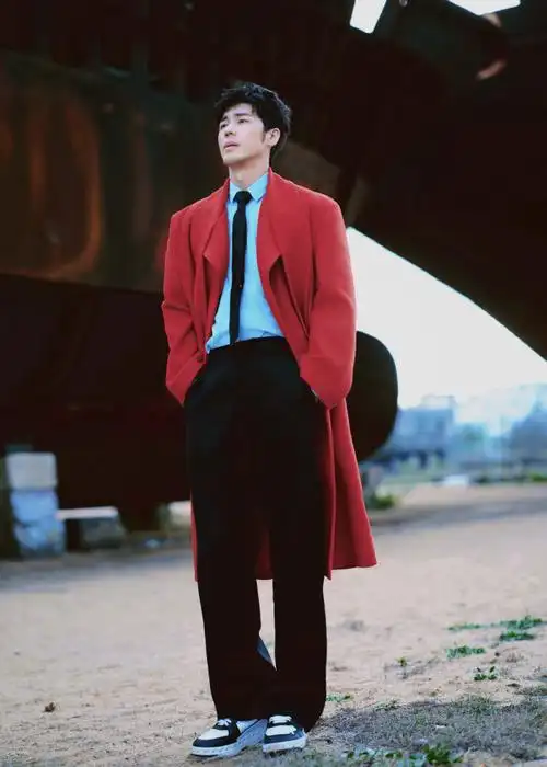 白宇超话潮汐交替之时,天海一色之间, boss·bai@白宇white回到家乡