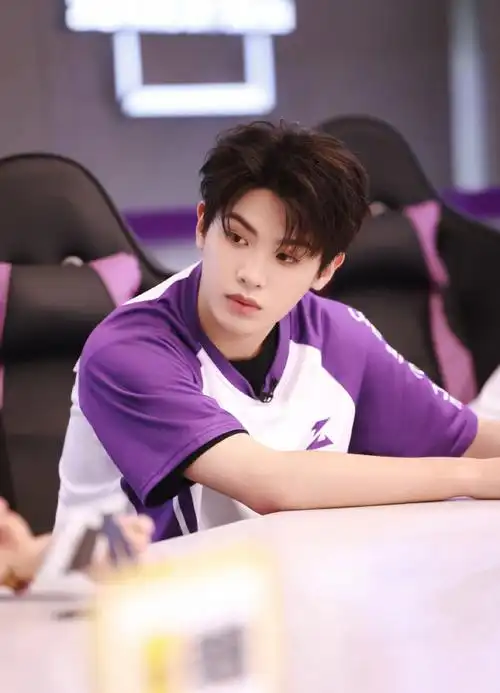 黄明昊战至巅峰##战至巅峰