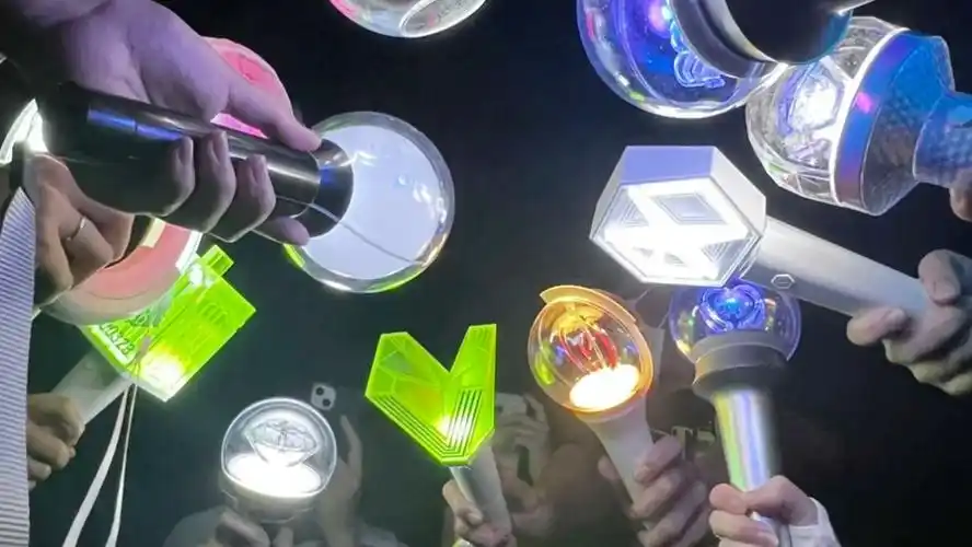 kpop随舞的应援棒打卡一