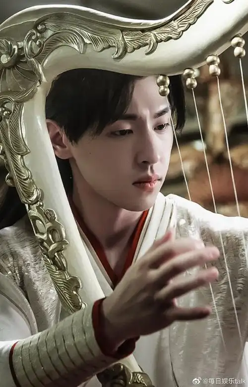 邓伦[超话]##古装剧里的白衣少年