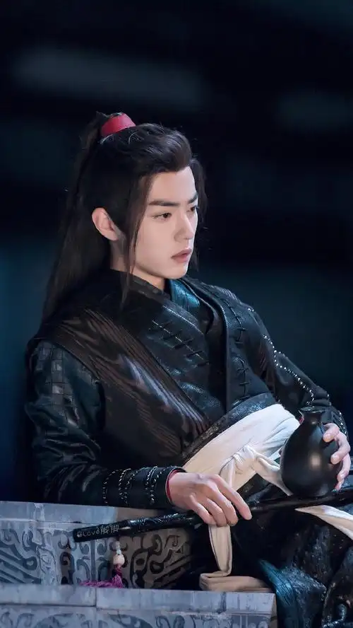 鬼灵精怪的魏无羡太可爱了 好想抱走肖战