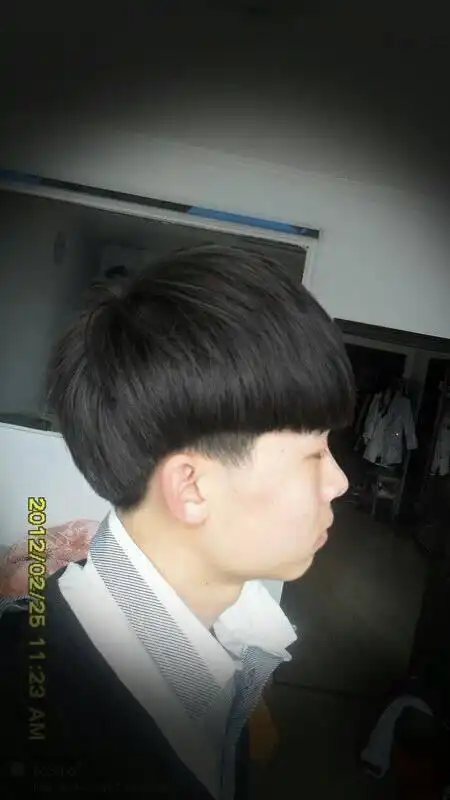 我头发这么短留这个发型要多久?