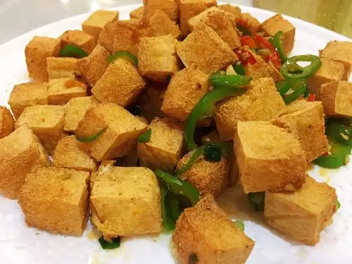 这道看菜名都不想点的炸豆腐,一入口,惊艳!